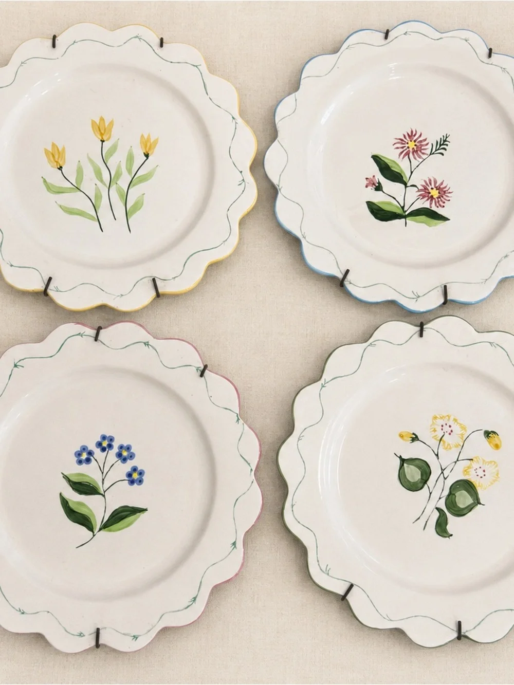 Vintage Tastesetter by Sigma Portugal Floral Scalloped Plates with wall hangers